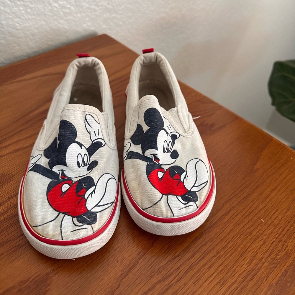 GAP Disney Kids Slip-On Shoes - Cream and Red